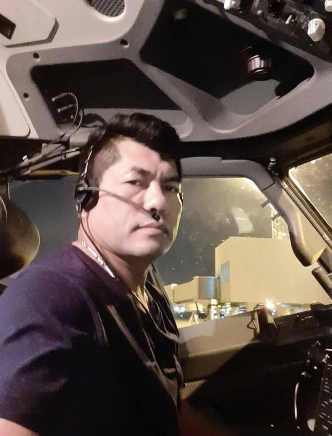 พันจ่าเอกดล ใน Cockpit